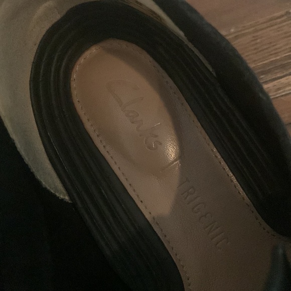 Clarks women’s shoe - size 6.5 - Picture 6 of 8